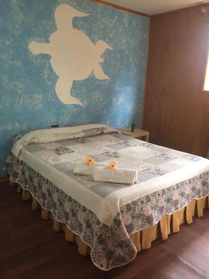Hostal Marari Hanga Roa Exterior photo