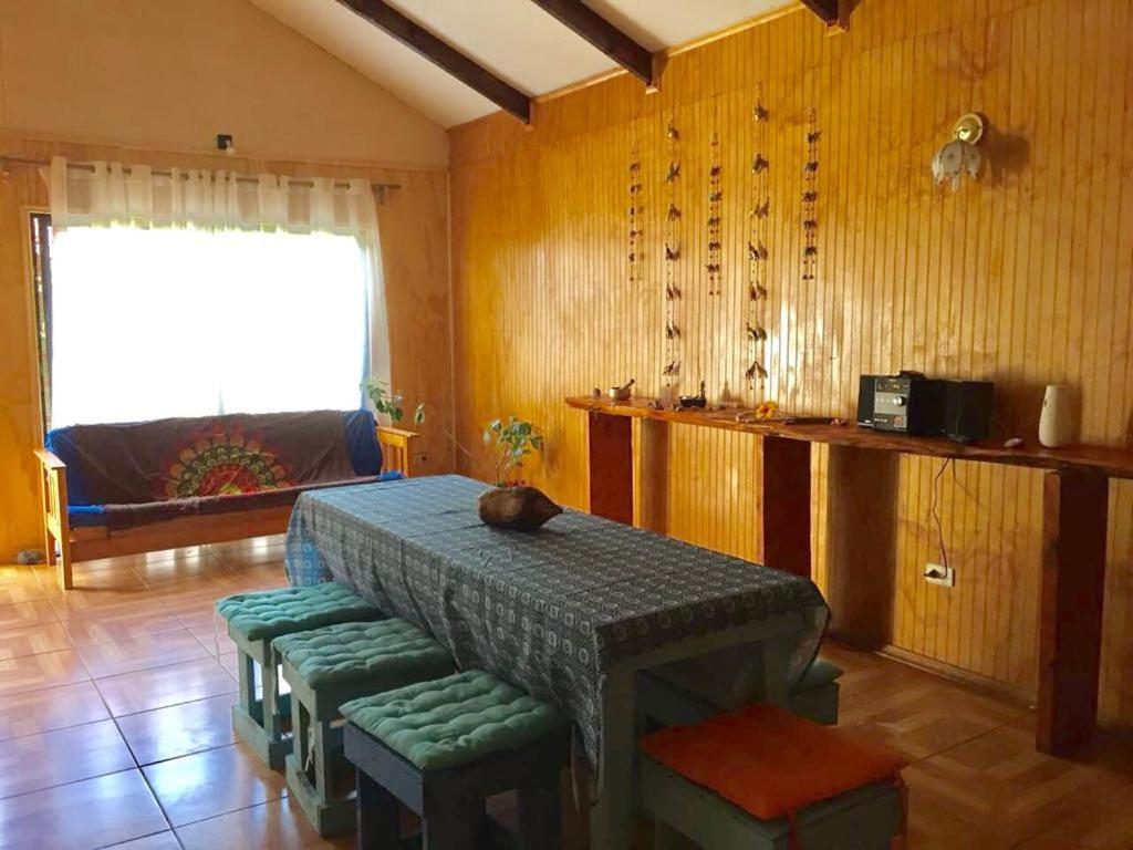 Hostal Marari Hanga Roa Exterior photo